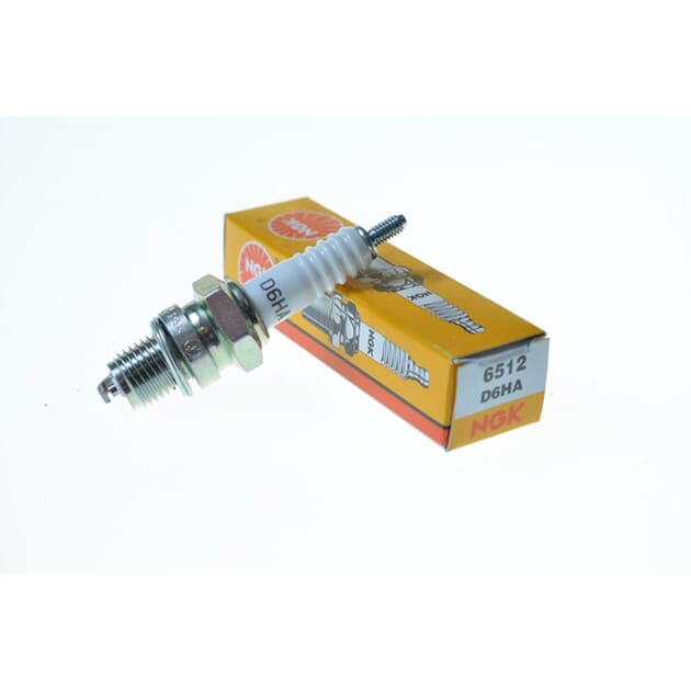 NGKD6HA D6HA-Standard-NGK-Spark-Plug_700_600_4AKI9.jpg